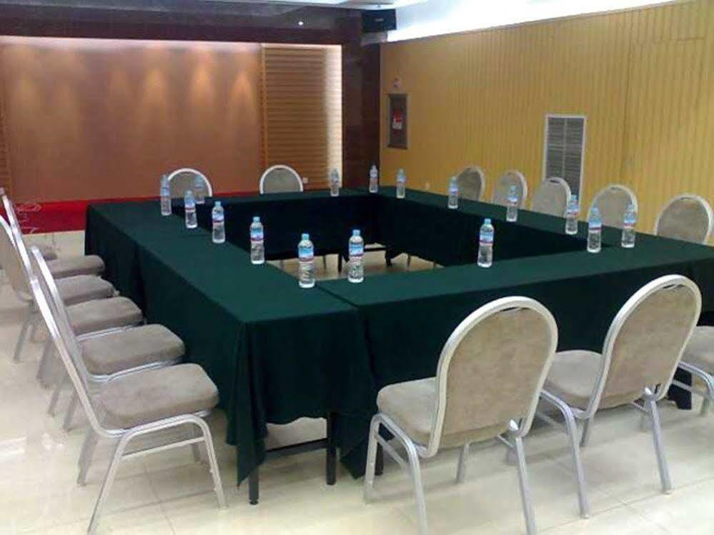 Jinan Hairun International Business Hotel Экстерьер фото